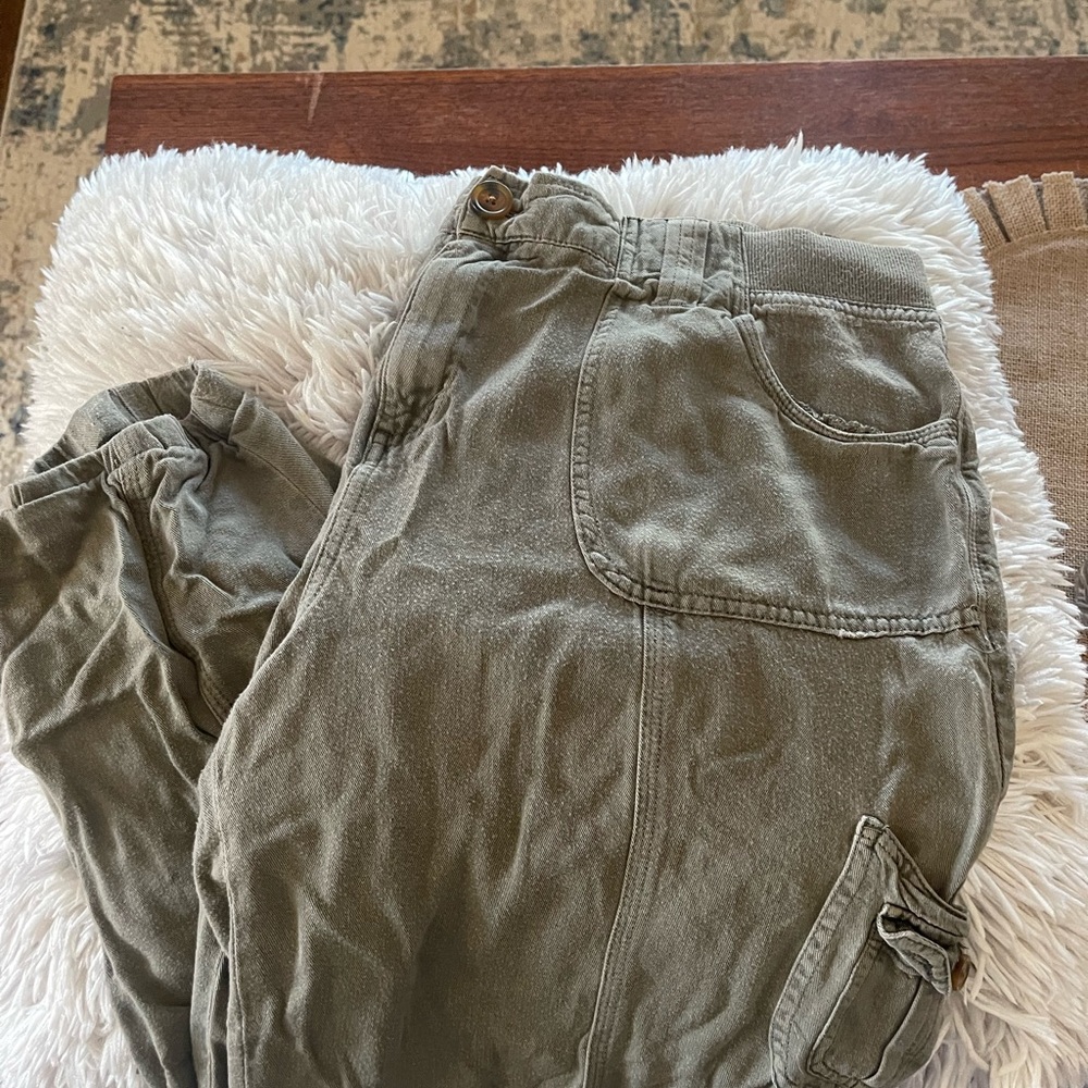 Knox Rose Olive Green Pants- super cozy!
